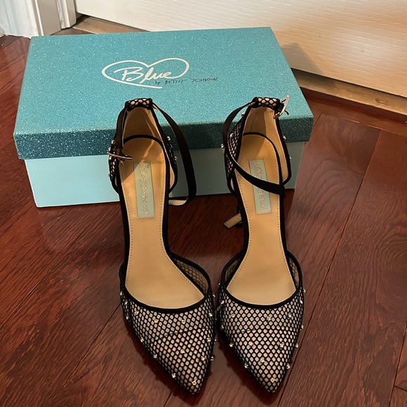 Heels by Betsey Johnson - Picture 2 of 5